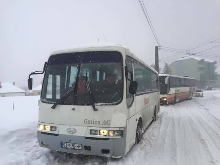 Linjat e autobusve vijojnë punën normalisht në Lipjan (FOTO)