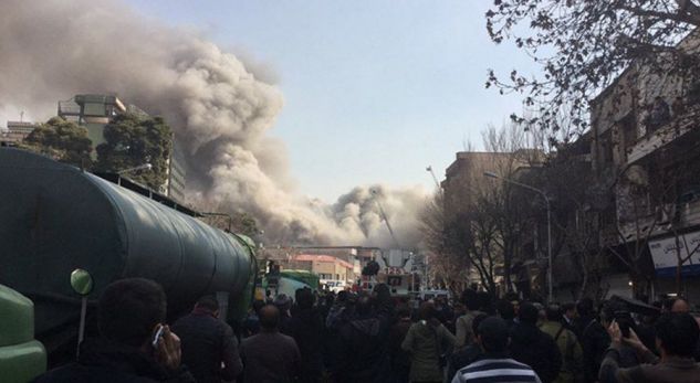 Përfshihet nga flaka ndërtesa më e lartë në Tehran, plagosen 38 persona (FOTO)