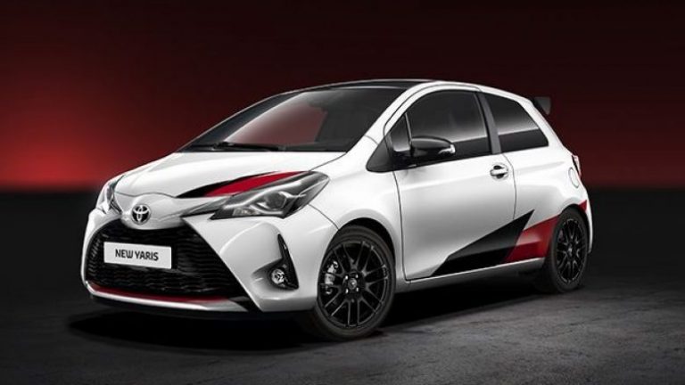 Toyota rikthen pas 17 vitesh modelin Yaris (Foto)