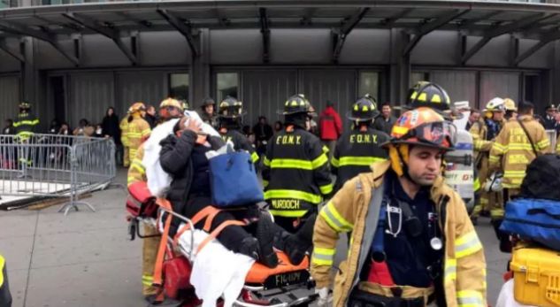 Pamje nga aksidenti i tmerrshëm i trenit në New York (VIDEO)
