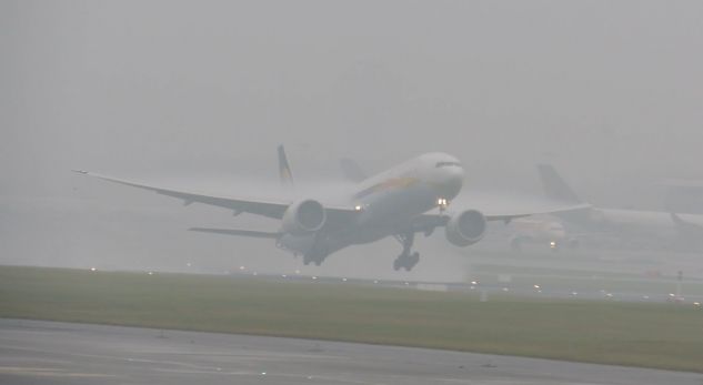 Lipjan, sulmohen me rreze laseri aeroplanët e linjave të ndryshme