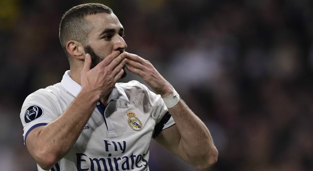Benzema u përgjigjet tifozëve të Real Madridit (Foto)