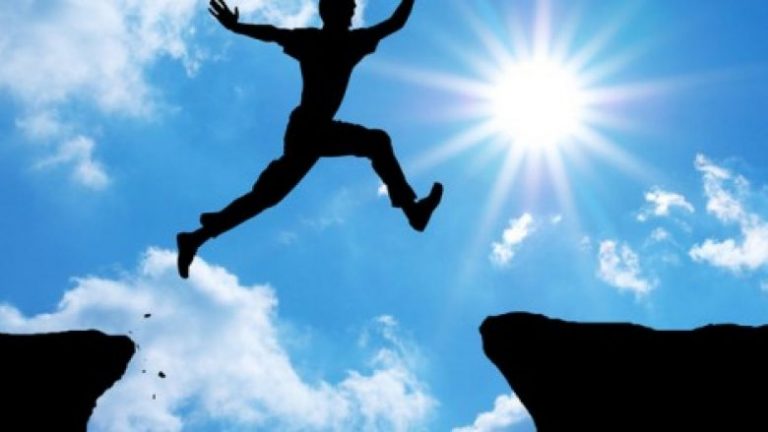 Çfarë gjëra duhet të bëni që të jeni më energjik gjatë tërë ditës?