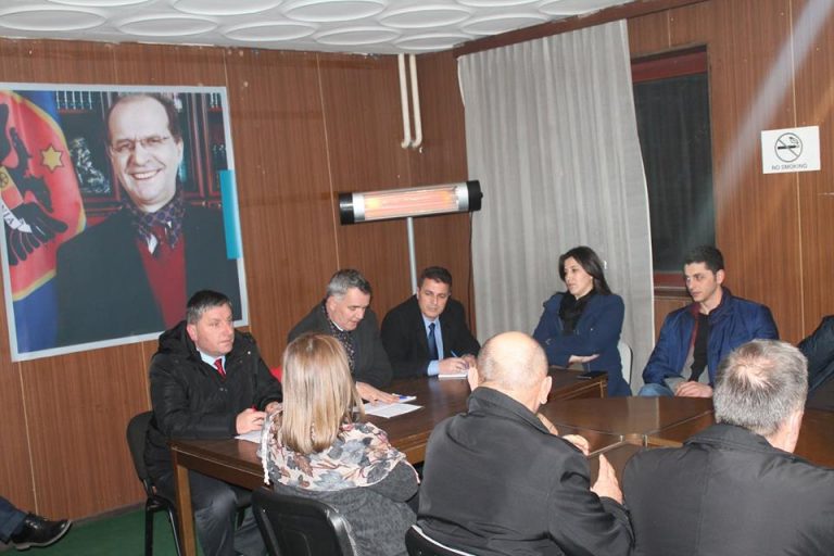 Takohet kryesia e LDK-së në Lipjan (FOTO)