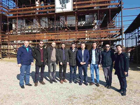 Rinia e PDK-së vizitë në kompleksin memorial “Adem Jashari”
