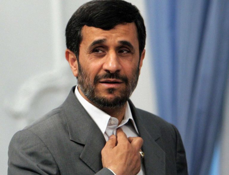 Ahmadinejad i shkruan letër Presidentit Trump