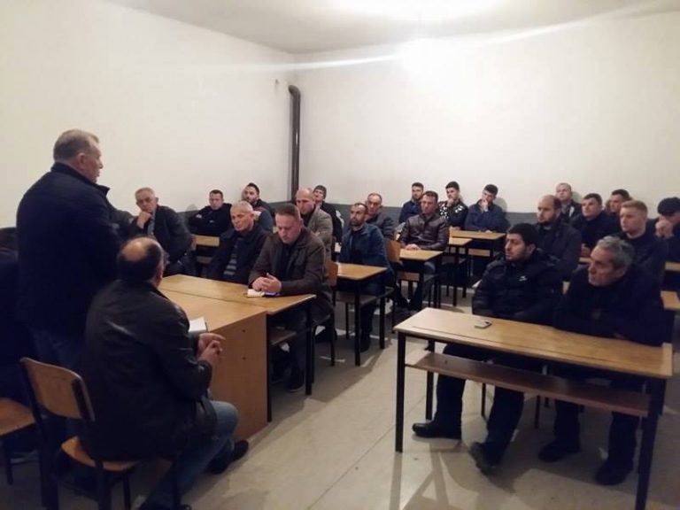 Buja zhvilloi takim pune me struktuart e PDK-së Gadime