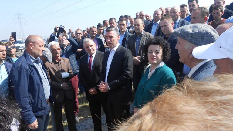 Kadri Veseli në Lipjan, përkujtohet heroi i kombit Ismet H. Asllani