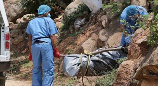 Gjenden 242 trupa të fëmijëve në varre masive në Meksikë