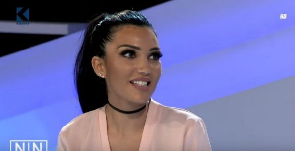 Miss Kosova është akoma e virgjër!