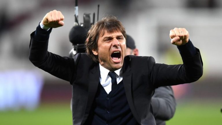 Chelsea përgatit kontratë te re për Conten