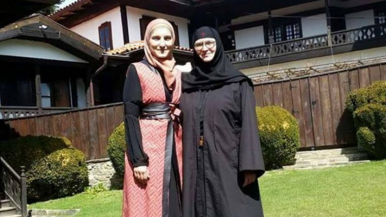 Maqedoni, religjioni nuk e diskriminon gruan dhe Islami nuk e ndalon edukimin e saj (Video)