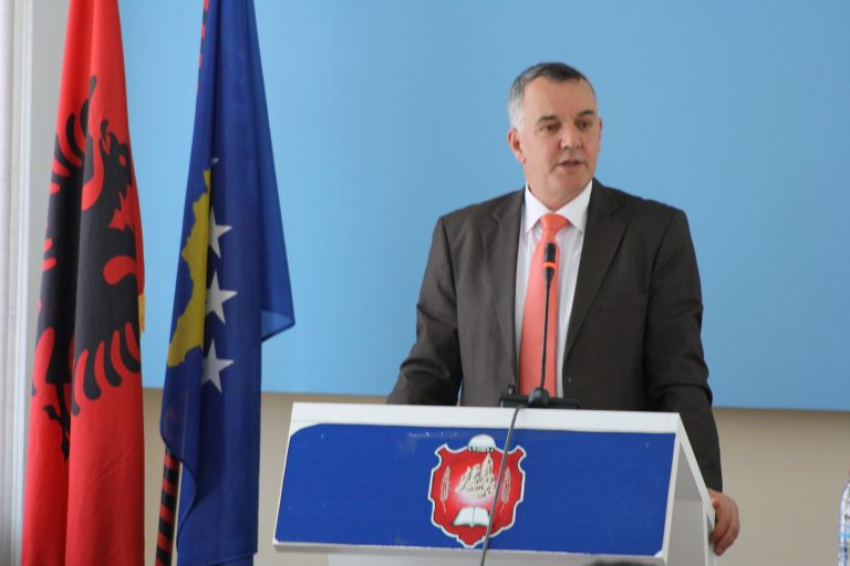 Ahmeti: Ligji përcakton shkarkimin e Kryesueses Kuvendit
