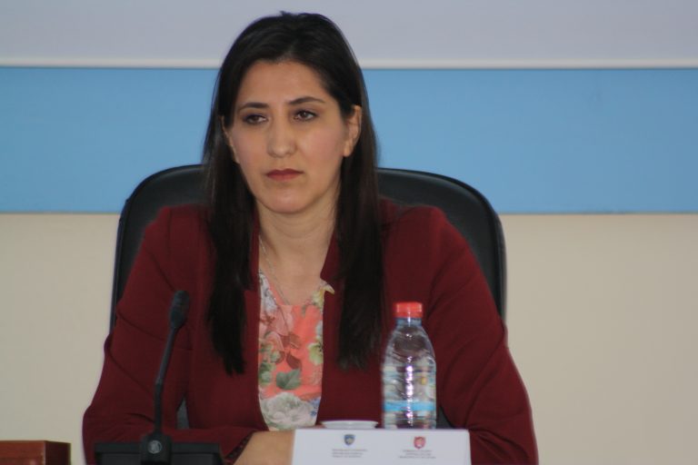 Flet Hajnuni: Nuk mundët dikush për teke personale me blloku institucionin e Komunës