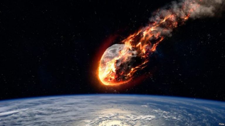 Një asteroid i madh pritet të kalojë afër Tokës