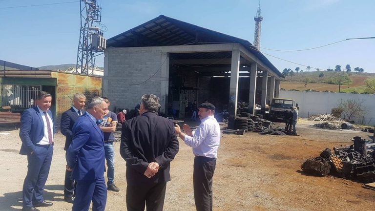 Komuna: Kryetari Ahmeti në mbështetje të sektorit privat