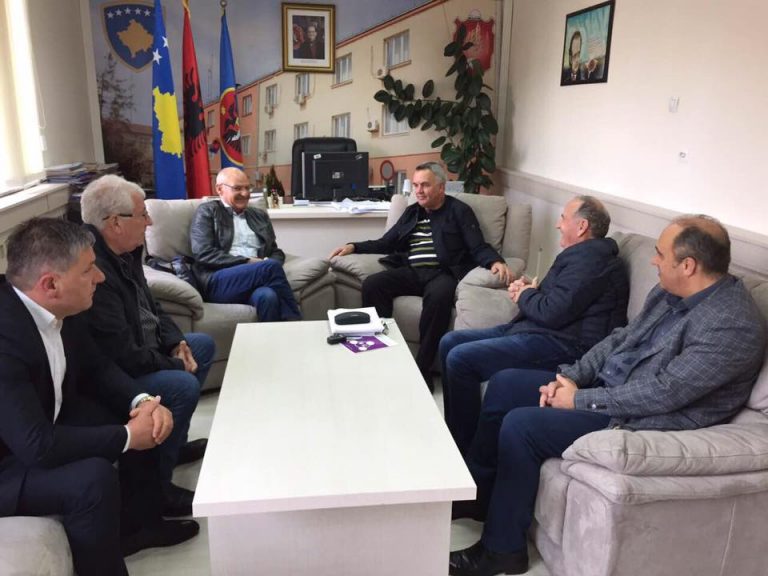 Ahmeti pret në takim Raphy Darbellay dhe Daniel Zufferey nga komuna Martigny e Zvicrës (Foto)