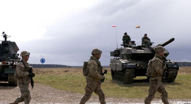 Çfarë po ndodh në kufi me Ukrainën? NATO dërgon batalion
