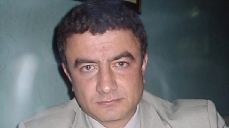 Ish-kryepolici i Vlorës u vra pasi u nda nga gruaja dhe fëmijët