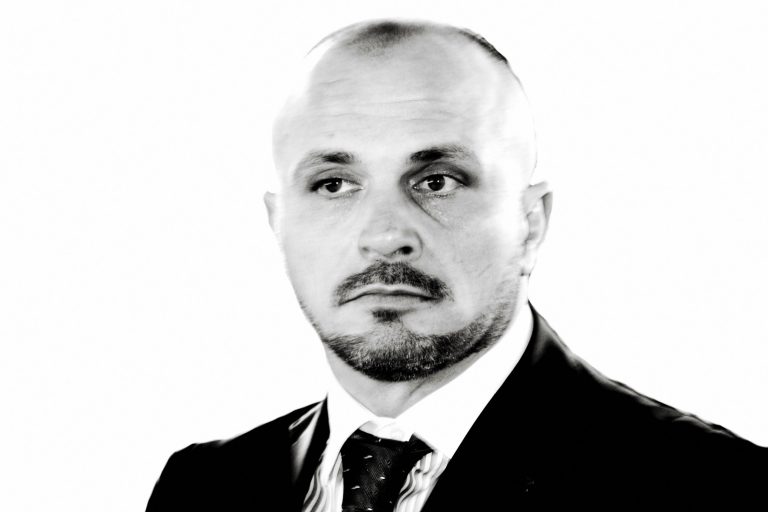 Pacolli ngushllon familjen Gashi, me rastin e vdekjes së Agim Gashit