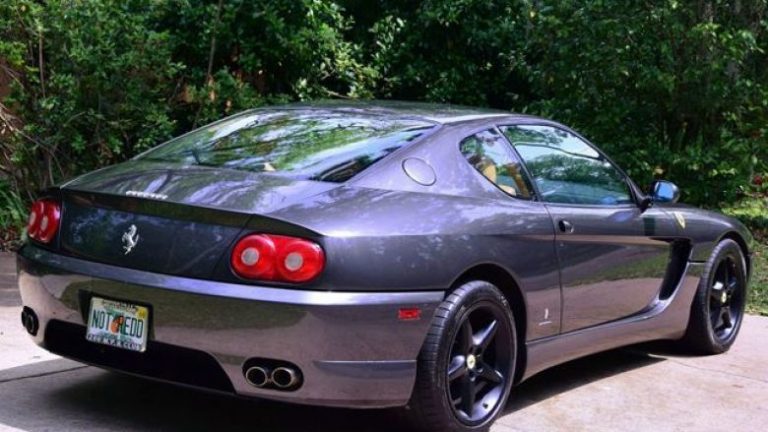 Shitet Ferrari i vjetër për “çmimin më të lirë” ndonjëherë (Foto)