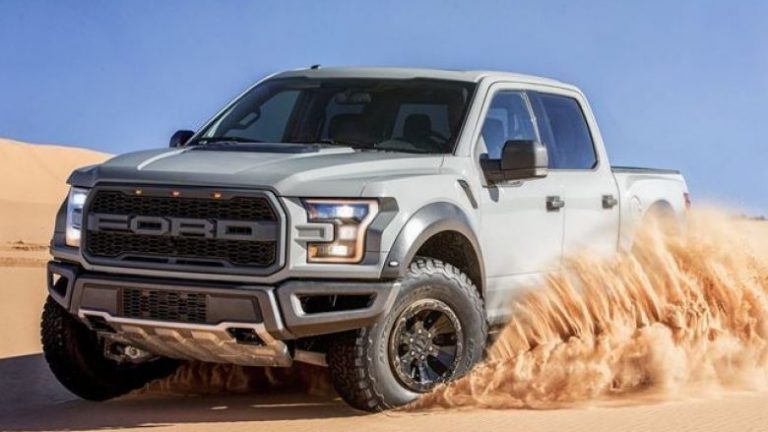 Ford Raptor të kthehet të makinë të vogël për gara (Foto)