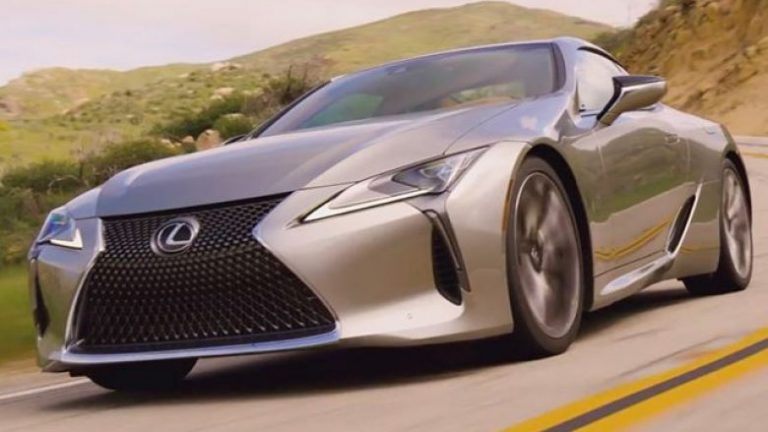 Lexus LC 500 ka luks të madh, por nuk është sportive (Video)