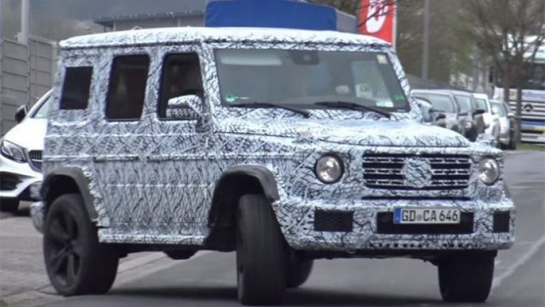 Mercedes sjellë për herë të parë një G-Class me ndryshime të mëdha (Video)