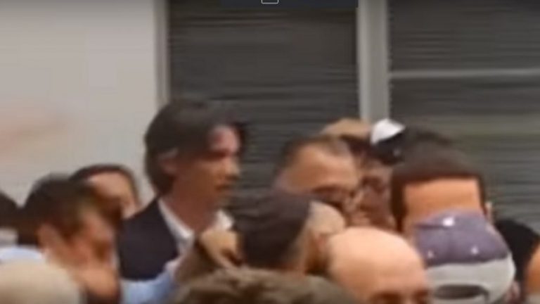 Në Kongresin Amerikan shfaqen fotot e Ziadin Selës të përgjakur (Foto/Video)