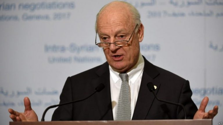De Mistura rinis bisedimet për paqe në Siri