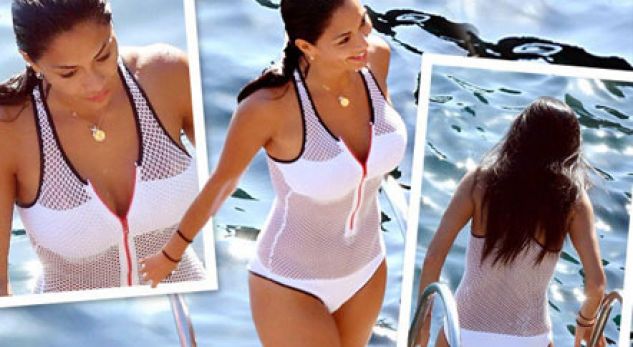 Nicole Scherzinger transparente me të bardha (Foto)