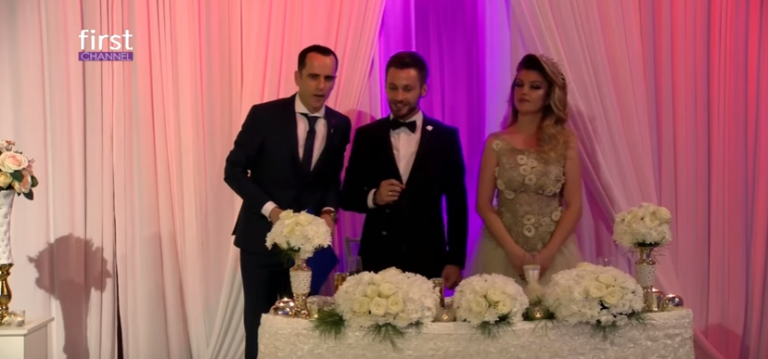 Shpërthejnë emocionet dhe lotët n’Kosovë Show në martesën e çiftit nga Lipjani (Video)