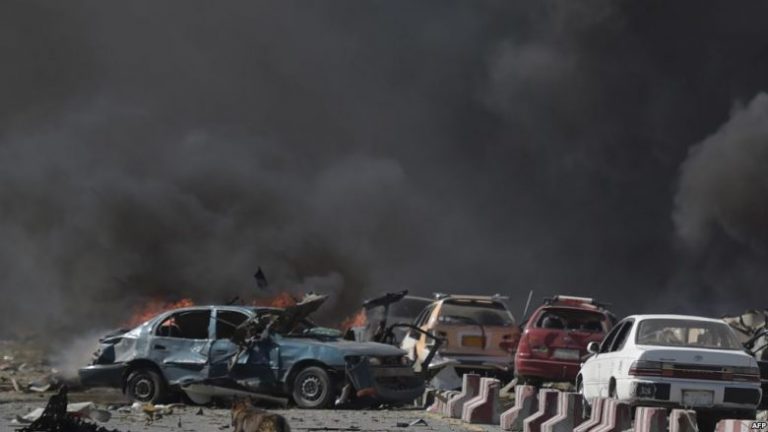Sulm me makinë bombë në Kabul, 24 persona të vrarë