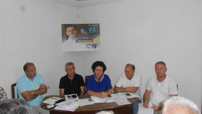 PDK-Lipjan, falënderon kryetarin Buja, Selvije Halimi udhëheq me degën