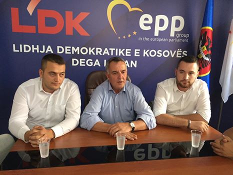 Pacolli e Troshupa nga sot pjesë e ekipës së LDK-së në Lipjan (FOTO)