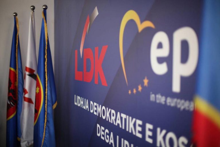 LDK reagon ndaj  komunaktës së LVV-së