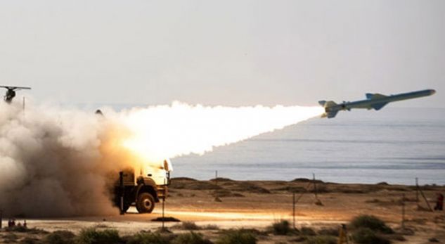 Deputetët iranianë brohorisin “Vdekje Amerikës” teksa e miratojnë projektligjin për rritjen e shpenzimeve për raketa balistike