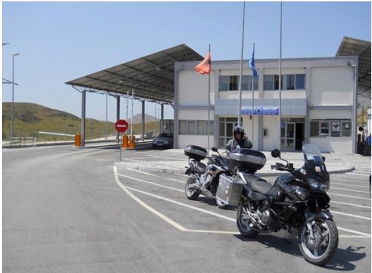 Arrestohet në sportelet e kufirit teksa ikte nga Shqipëria