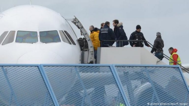 Vazhdojnë dëbimet e azilantëve, nga Gjermania