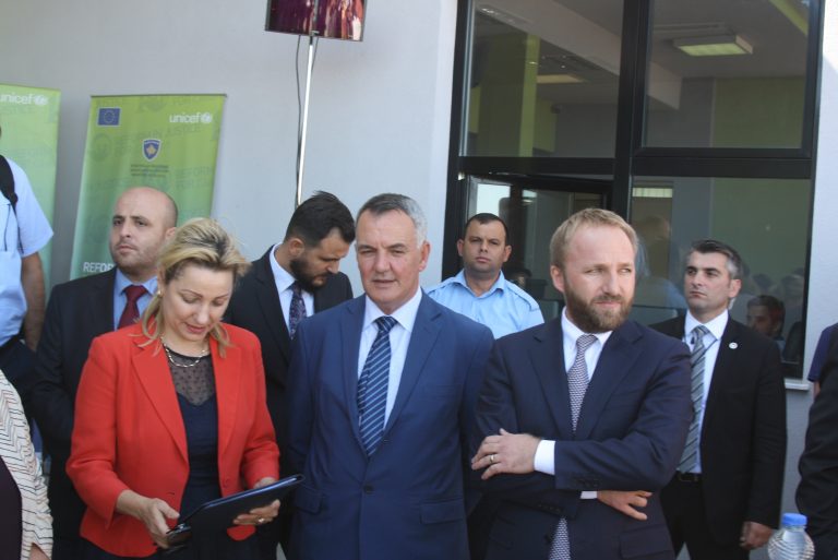​Inaugurohet Qendra Edukuese-Korrektuese për të mitur në Lipjan (VIDEO)