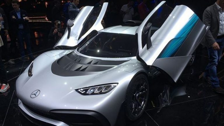 Pritjes i vjen fundi, Mercedes lanson më në fund modelin AMG Project One (Foto)