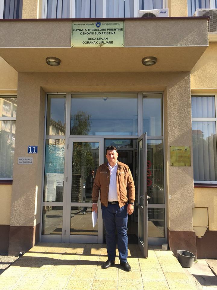 Mentor Vishesella ngrit padi ndaj PDK-së dhe Hajrullahut për shpifje kundër tij (Dokument)