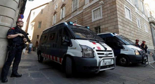 Spanja sot e merr kontrollin e institucioneve të Katalonjës
