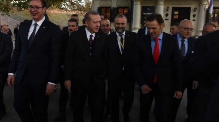 Kjo është kërkesa e Erdoganit drejtuar Vuçiqit për Kosovën