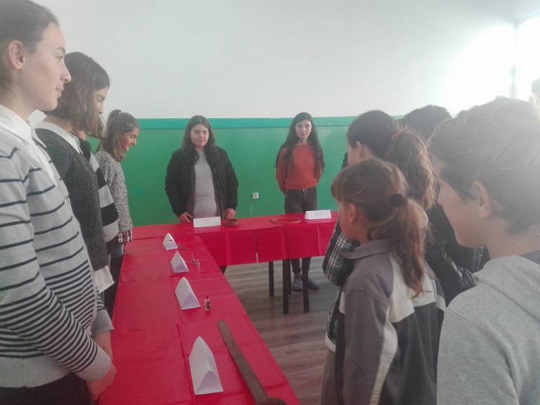 Nxënësit e shkollës “Rexhep Akllapi” paraqitën Ekspoziten koleksionet e tyre familjare