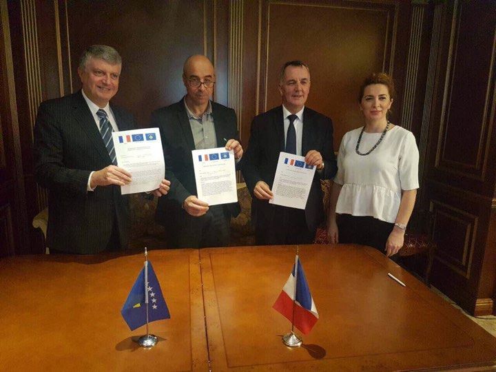 Komuna e Lipjanit e para që ka nënshkruar marrëveshje bashkëpunimi për trajtimin e ujërave të zeza në pellgun e Lumit Sitnica