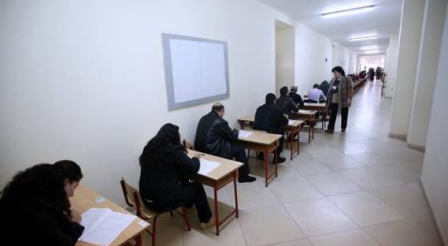 Nis testimi i administratës, ja pyetjet për punonjësit