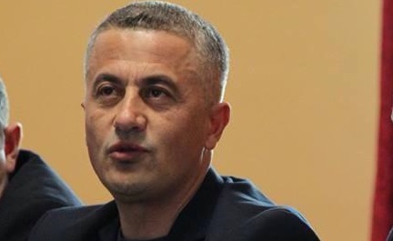 Ilir Tasholli nga sot Drejtor për Shërbime Publike