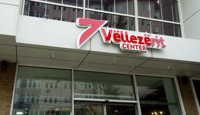 Vikendi tek 7 Vëllezërit Center, shumë produkte në aksion