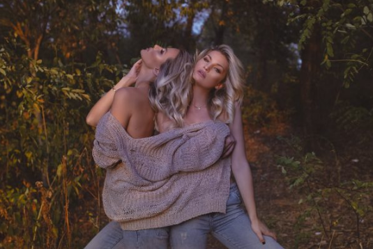 Xhesika Berberi tregon të pasmet seksi! (Foto)